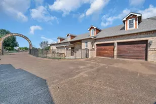 2300 N Rock Creek Rd, Waco, TX 76708 - Photo 33