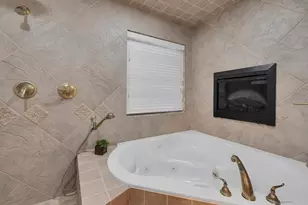 2300 N Rock Creek Rd, Waco, TX 76708 - Photo 15