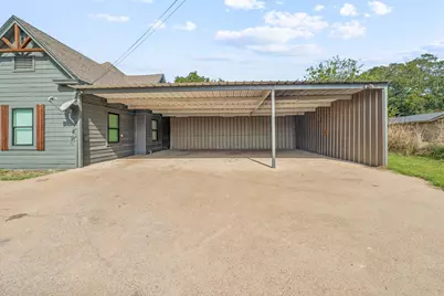 153 E Norway Street, Walnut Springs, TX 76690 - Photo 5