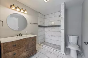 153 E Norway St, Walnut Springs, TX 76690 - Photo 23