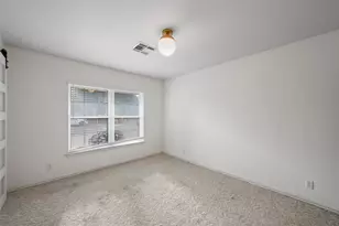 1725 La Porte Dr, Waco, TX 76710 - Photo 17
