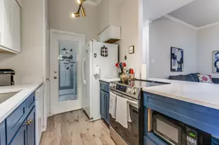 10436 High Hollows Dr, Dallas, TX 75230 - Photo 15