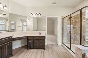 7116 Playa Imperial Ln, Grand Prairie, TX 75054 - Photo 23