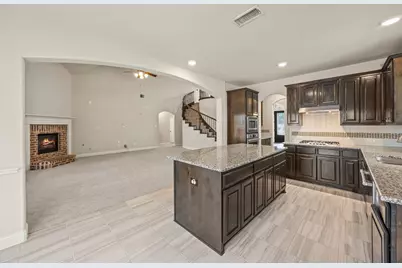 7116 Playa Imperial Lane, Grand Prairie, TX 75054 - Photo 13