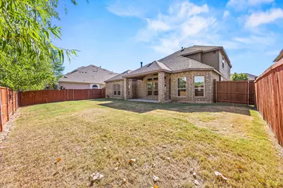 7116 Playa Imperial Lane, Grand Prairie, TX 75054 - Photo 35