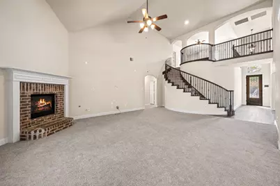 7116 Playa Imperial Lane, Grand Prairie, TX 75054 - Photo 9