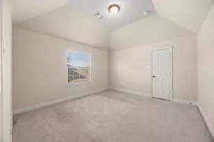 7116 Playa Imperial Ln, Grand Prairie, TX 75054 - Photo 31