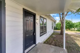 122 Ramsey Ave, Cleburne, TX 76031 - Photo 17
