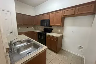 1338 Piedmont Dr, Mansfield, TX 76063 - Photo 3