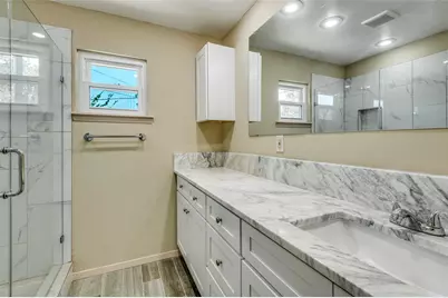 110 Crandall Road #112-Right Side, Irving, TX 75060 - Photo 7