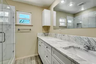 110 Crandall Rd, Irving, TX 75060 - Photo 7