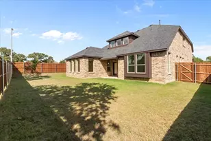 929 Ryed Ln, Fort Worth, TX 76120 - Photo 29