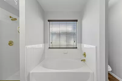 4215 Bent Oaks Drive, Arlington, TX 76001 - Photo 17