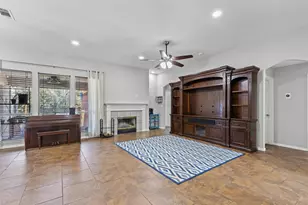 4215 Bent Oaks Dr, Arlington, TX 76001 - Photo 3