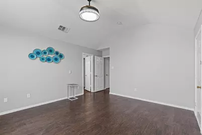 4215 Bent Oaks Drive, Arlington, TX 76001 - Photo 15