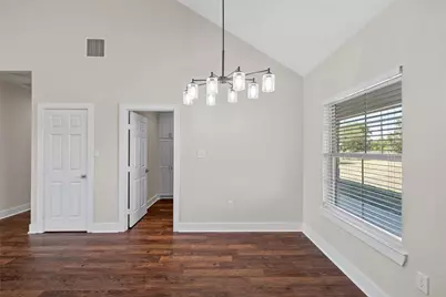 805 N Main Street, McGregor, TX 76657 - Photo 15