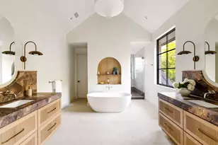 3944 Dalgreen Dr, Dallas, TX 75214 - Photo 23