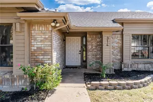 314 Hillside Ct, Garland, TX 75043 - Photo 3