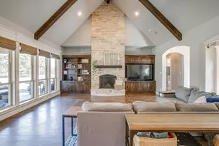 106 Treeline Ct, Lipan, TX 76462 - Photo 11