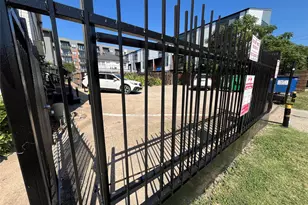 2518 N Fitzhugh Ave, Dallas, TX 75204 - Photo 9