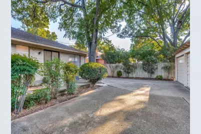 7415-7417 Walling Lane, Dallas, TX 75231 - Photo 23