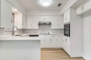 7415-7417 Walling Ln, Dallas, TX 75231 - Photo 9