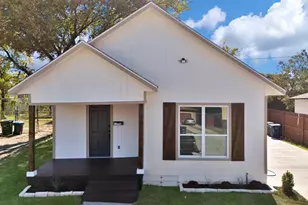 1130 E Hattie St, Fort Worth, TX 76104 - Photo 1