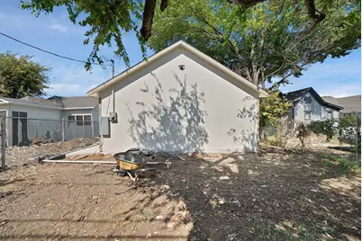 1130 E Hattie Street, Fort Worth, TX 76104 - Photo 37