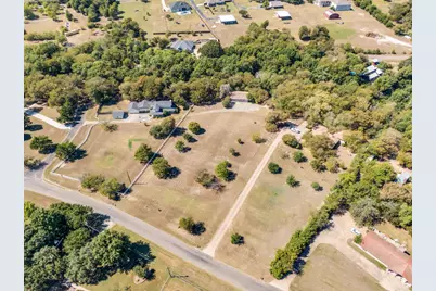 1310 Lariat Circle, Oak Leaf, TX 75154 - Photo 5