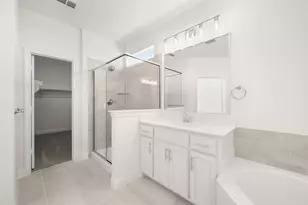 109 Golden Jackal Ct, Godley, TX 76044 - Photo 13