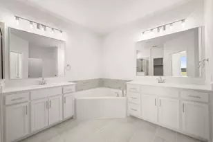 109 Golden Jackal Ct, Godley, TX 76044 - Photo 11