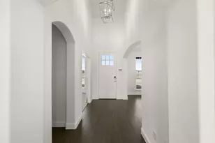 109 Golden Jackal Ct, Godley, TX 76044 - Photo 3