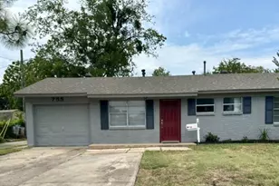 755 W Grubb Dr, Mesquite, TX 75149 - Photo 1