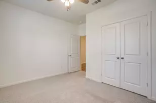 1405 Gentle Crk Ln, Fort Worth, TX 76052 - Photo 35