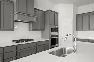 369 Paddle Boat Dr, Granbury, TX 76049 - Photo 3