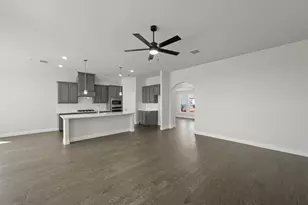 369 Paddle Boat Dr, Granbury, TX 76049 - Photo 5