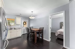 502 Royal Ave, Grand Prairie, TX 75051 - Photo 9