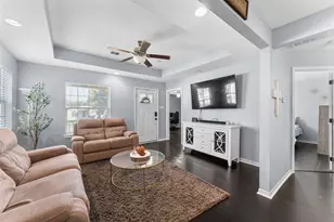 502 Royal Ave, Grand Prairie, TX 75051 - Photo 7