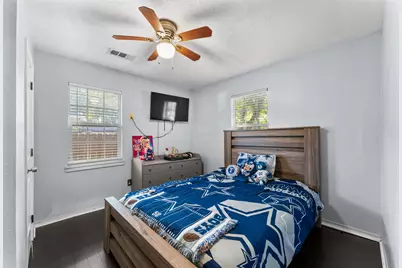 502 Royal Avenue, Grand Prairie, TX 75051 - Photo 19