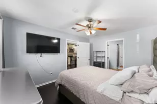 502 Royal Ave, Grand Prairie, TX 75051 - Photo 15