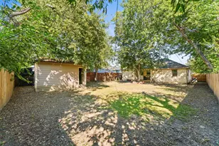 502 Royal Ave, Grand Prairie, TX 75051 - Photo 29