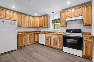 1205 SW 12th St, Mineral Wells, TX 76067 - Photo 15