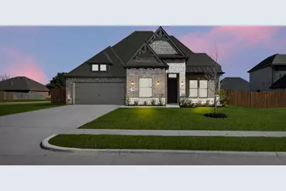 901 Meadow View Drive, Cleburne, TX 76033 - Photo 1