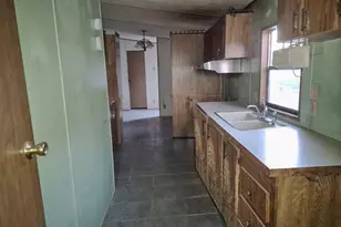 2201 Cadiz Cir, Granbury, TX 76048 - Photo 9