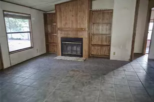 2201 Cadiz Cir, Granbury, TX 76048 - Photo 3