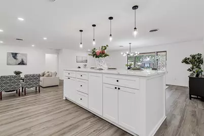 5804 Wimbleton Way, Fort Worth, TX 76133 - Photo 11