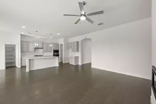 904 Meadow View Dr, Cleburne, TX 76033 - Photo 9