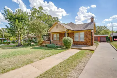 2209 W Rosedale Street S, Fort Worth, TX 76110 - Photo 1