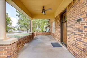 2209 W Rosedale St S, Fort Worth, TX 76110 - Photo 5