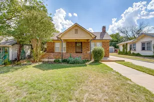 2209 W Rosedale St S, Fort Worth, TX 76110 - Photo 3